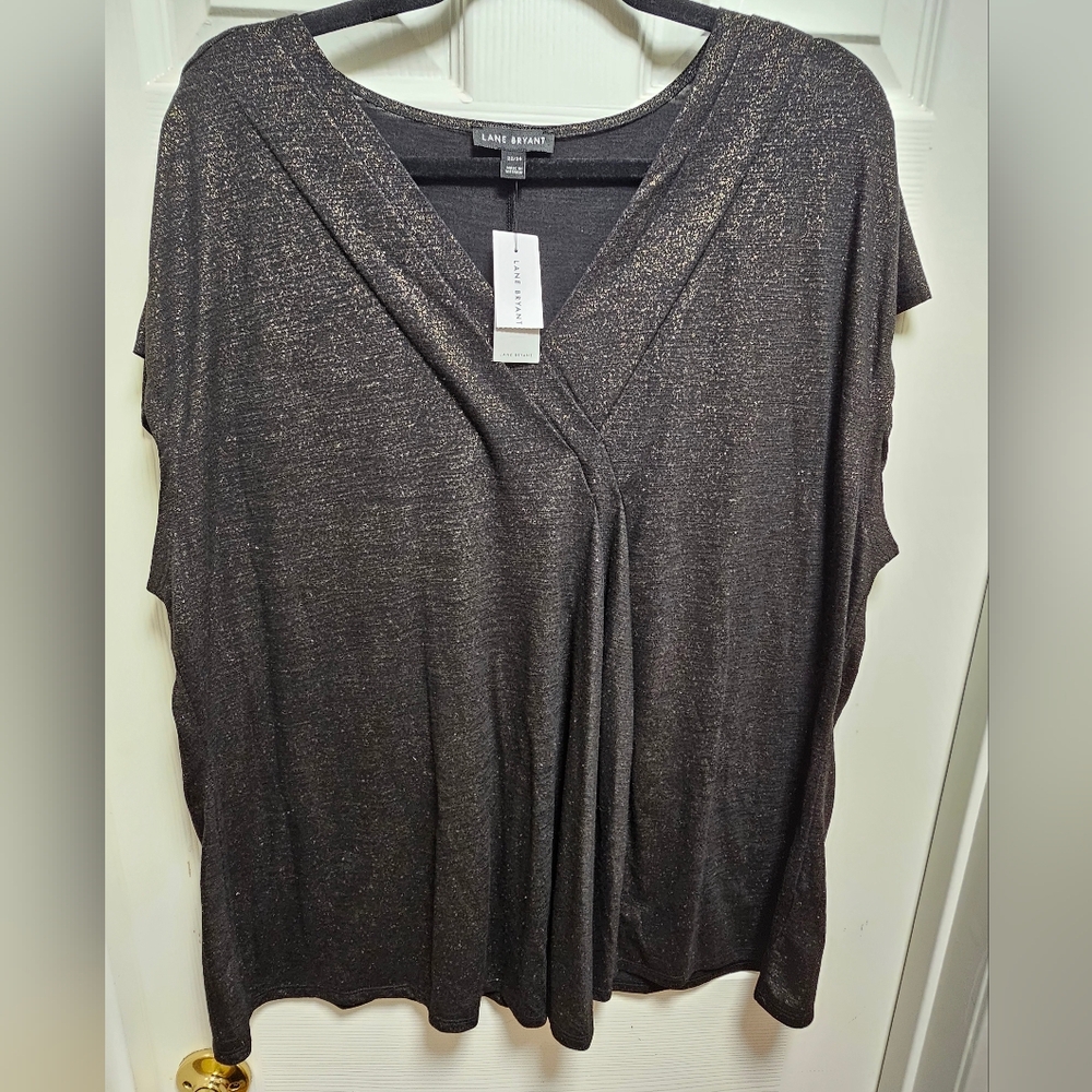 Plus Size 22/24 Lane Bryant Black & Gold Metallic Sleeveless Blouse Pleated Neck